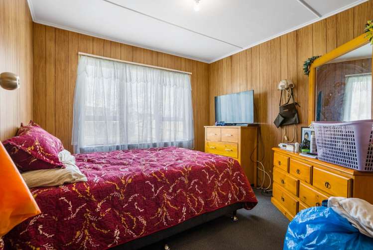 5 Nola Crescent Otara_8