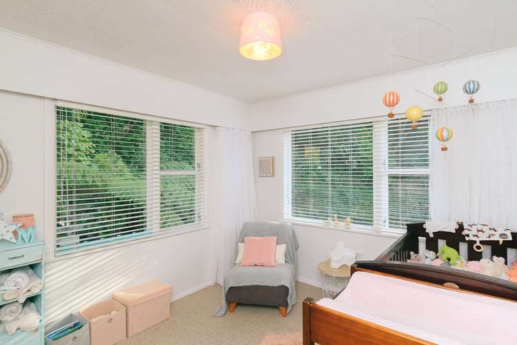 81 Dowse Drive Maungaraki_17