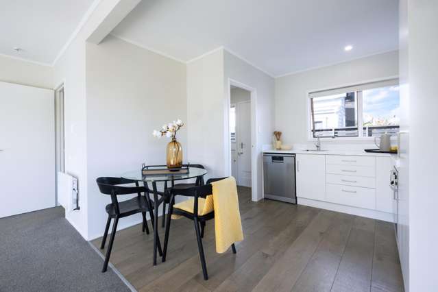 Unit 1/209 Point Chevalier Road Point Chevalier_4