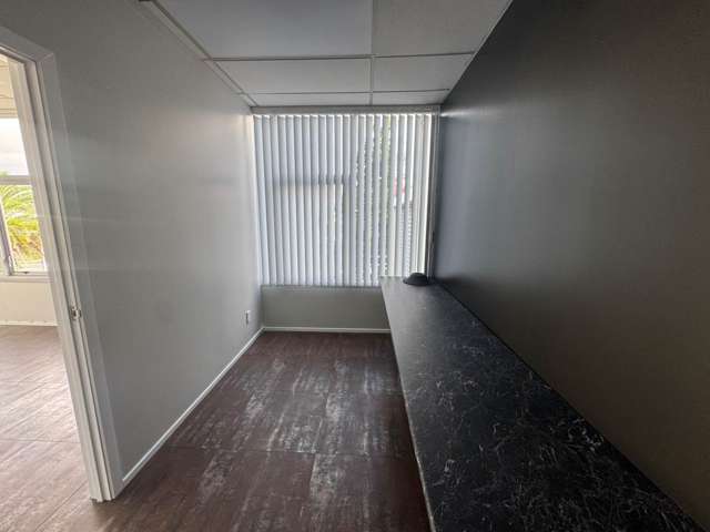 Unit F/4 William Pickering Drive Albany_4