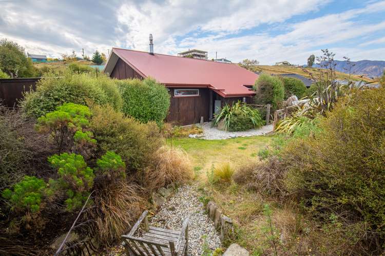 35 Hewson Crescent Lake Hawea_15