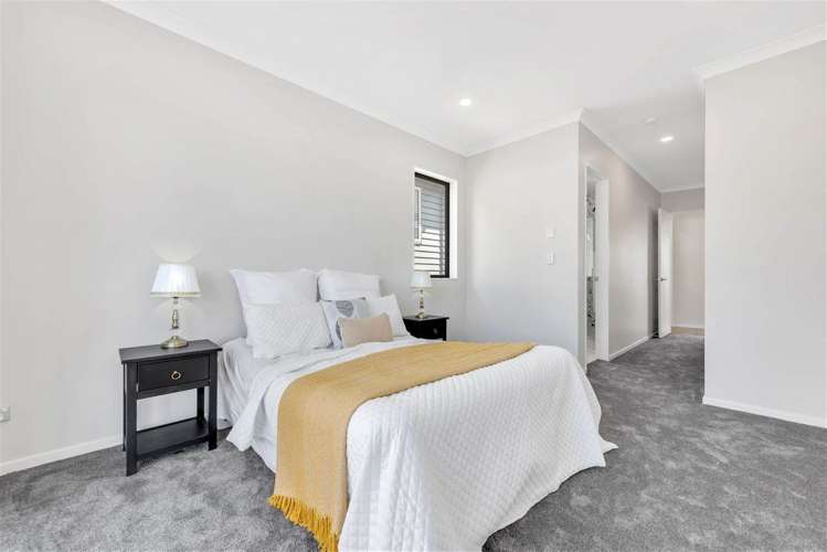 4 Glann Lane Flat Bush_13