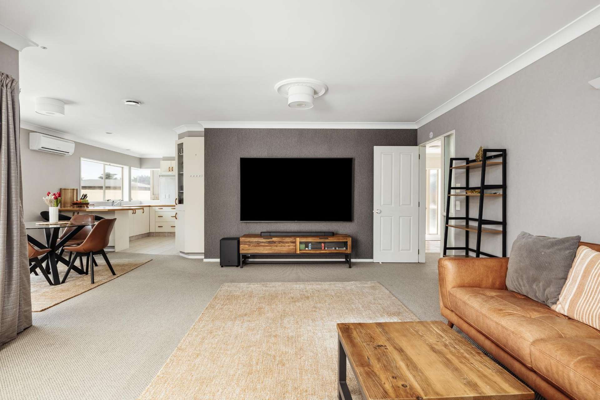 76 Pyes Pa Road Pyes Pa_0