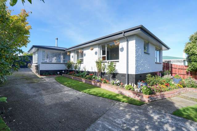 WARM, WELCOMING AND READY TO ENJOY!