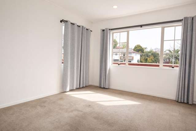 1 Princess Maria Place Massey_2