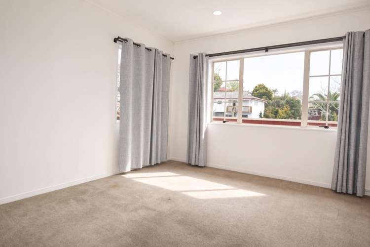 1 Princess Maria Place Massey_2