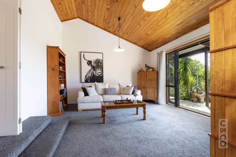 1226 State Highway 16 Waimauku_12