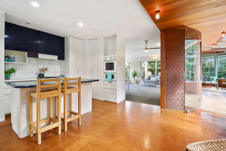 56 Huia Road Titirangi_6