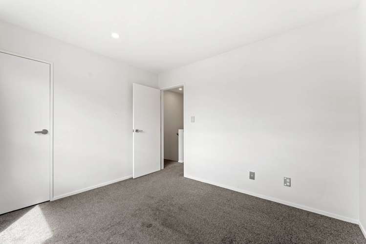 10 Toia Lane Silverdale_13