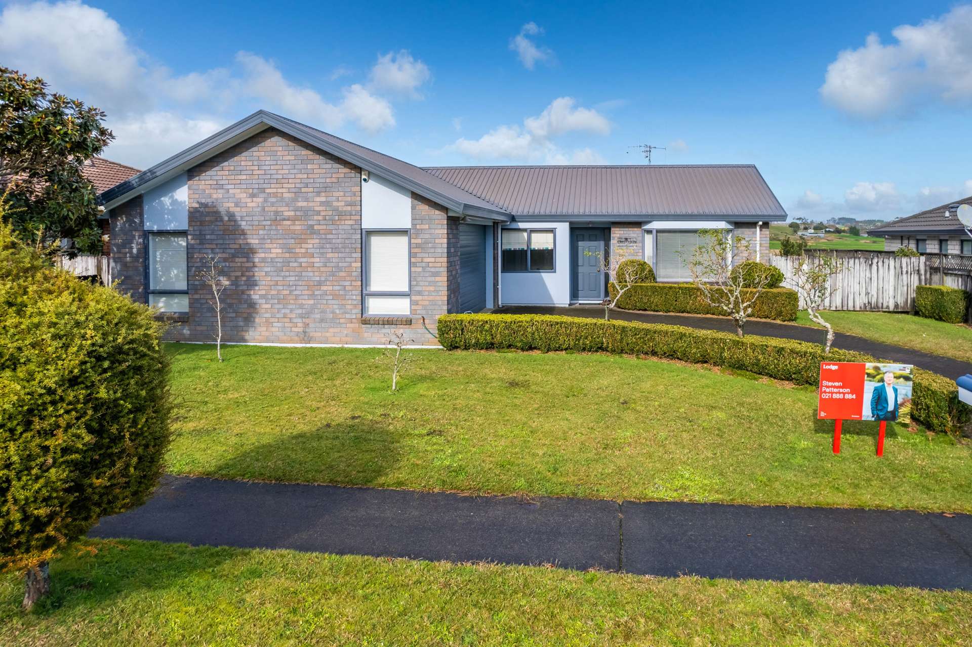 9 Friesian Place Grandview Heights_0