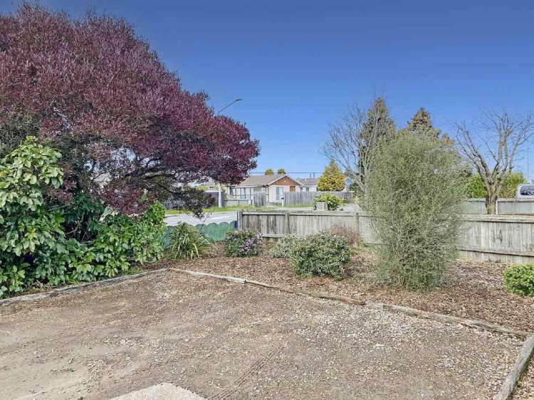 290 Waterloo Road Hornby_18