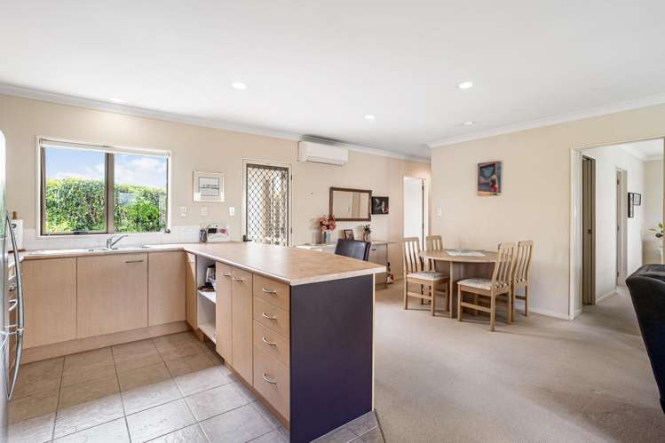 27A James Laurie Street_4