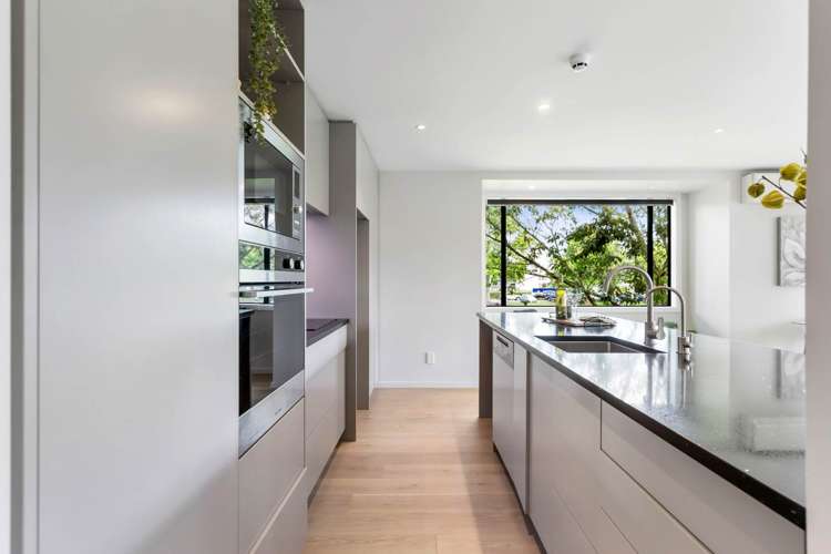 2L Alpers Avenue Epsom_9