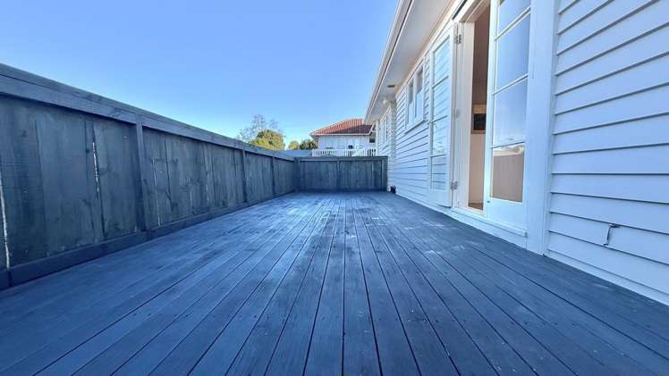 57 Tiroroa Avenue 1802_12