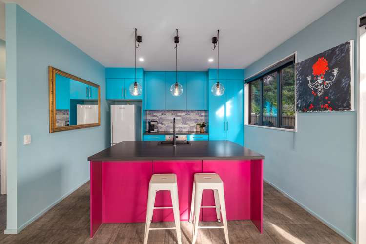 2/23 Main Road Redcliffs_9