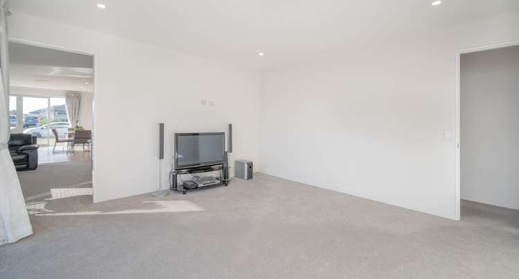 22 Platinum Drive Wigram_11