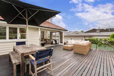 28 Glen Atkinson Street_2