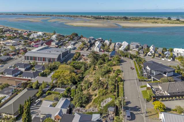 4 and 8 Moncks Spur Road Redcliffs_2