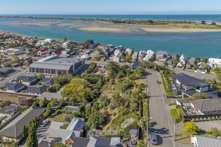 4 and 8 Moncks Spur Road Redcliffs_2