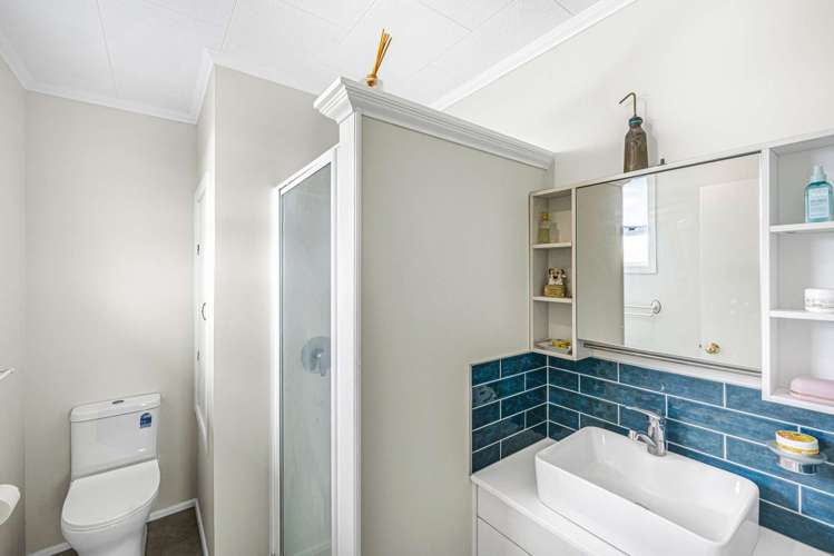 716 Gordon Road Raureka_12