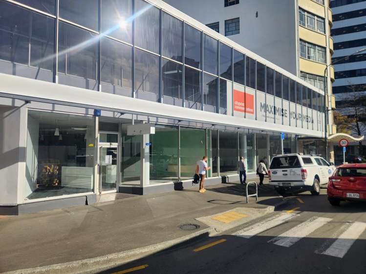 1/102 Wakefield Street_0