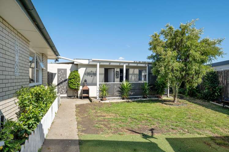 8 Fell Street Seddon_16