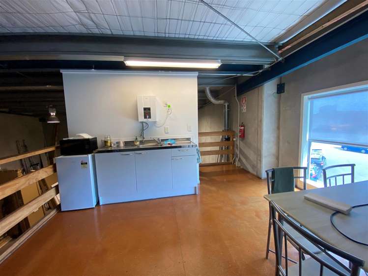 Unit 13 at 48 Tawn Place Pukete_4