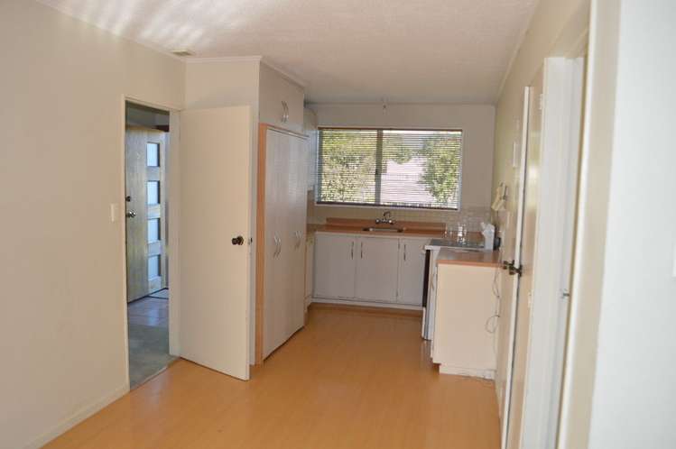 2 Moki Street Titahi Bay_8