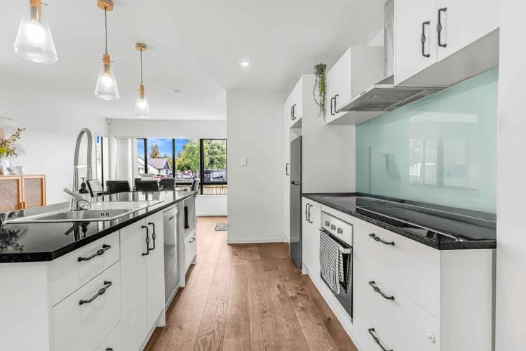 17 Kotuku Crescent_1