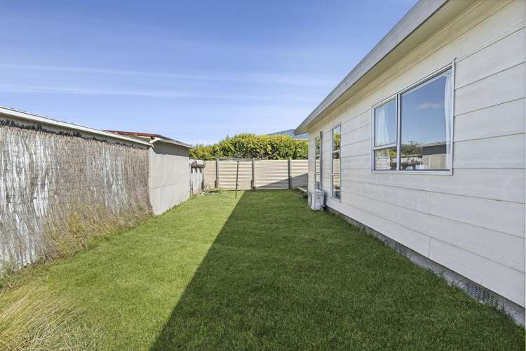 2/110 Parkers Road Tahunanui_3