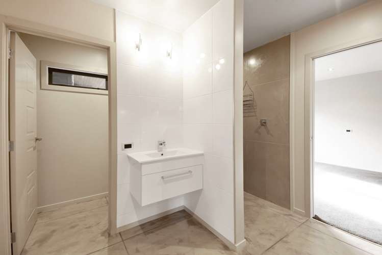 5 Hitiri Road Kinloch_19