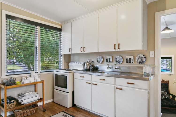 43 Chesham Avenue Waipahihi_5