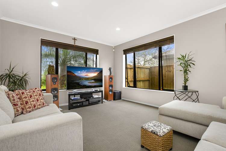 21 Cambrian Crescent Flat Bush_2