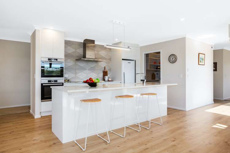 1 Grace Cove Aotea_5