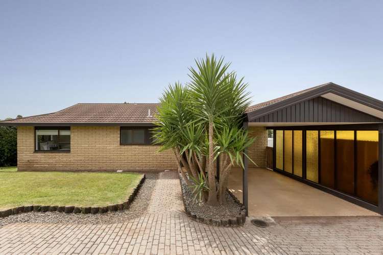 73 Sutherland Road Brookfield_5