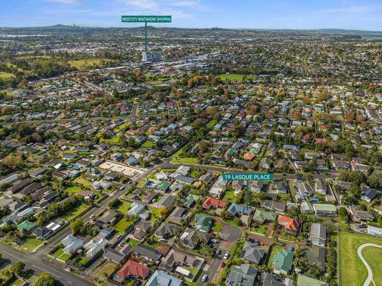 19 Lasque Place Glen Eden_3