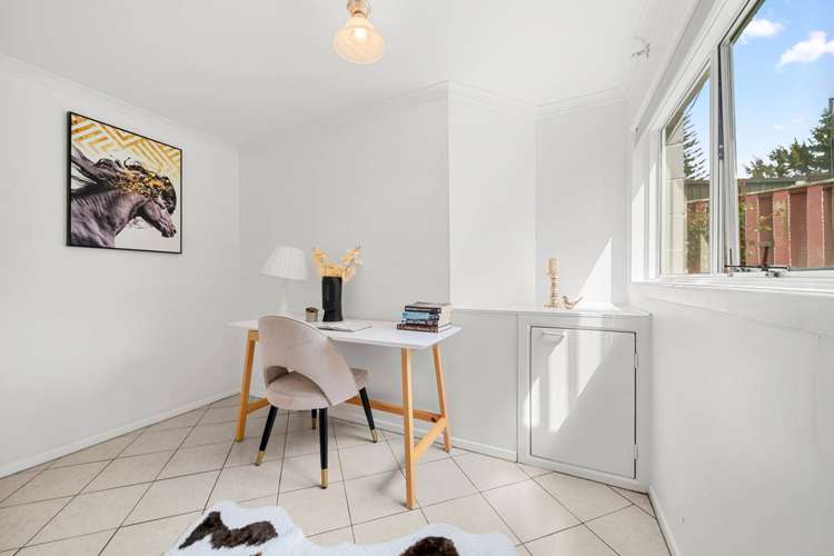 4 Blyton Lane Pakuranga Heights_21