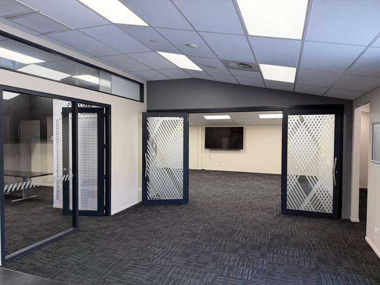 Part/19 Clarence Street Hamilton Central_4