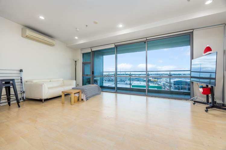706/30 Beach Road Auckland Central_3