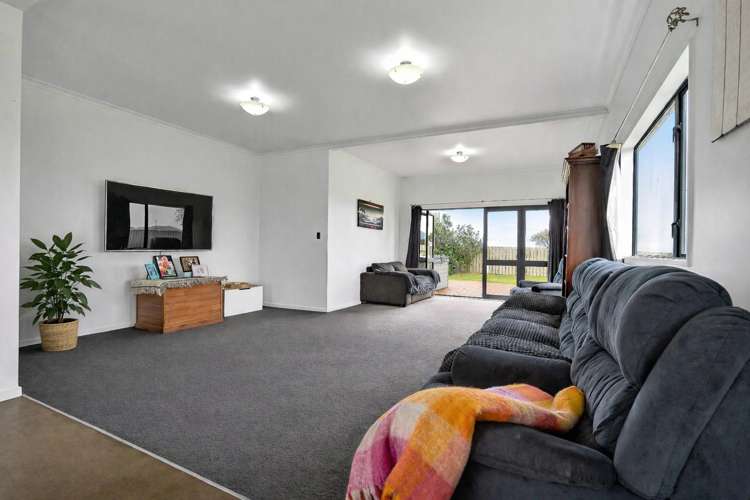 1544 South Road Manutahi_12