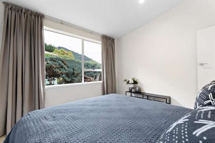 28 Avalon Crescent Fernhill/Sunshine Bay_12