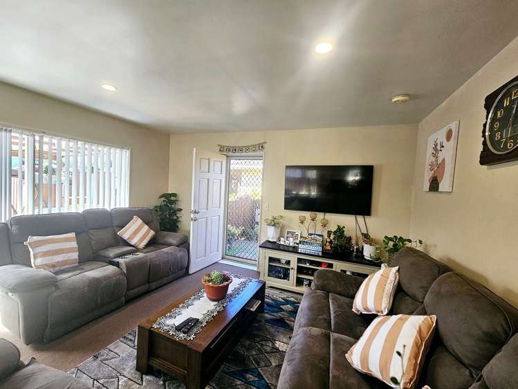 3/331 Massey Road Mangere East_3