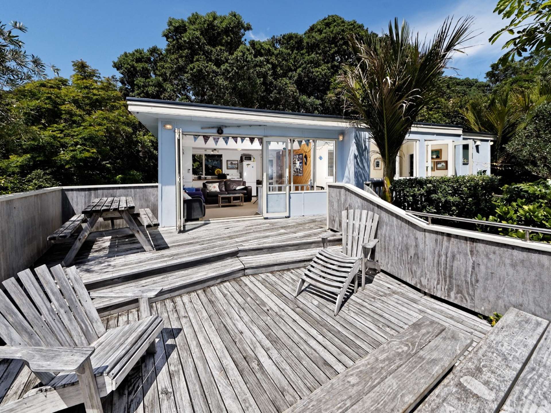 61 Seaview Road Piha_0