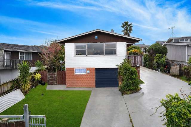 Newly Renovated 4 Bedroom Home – Space & Comfort