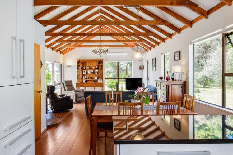 27 Rongomau Lane Raumati South_5