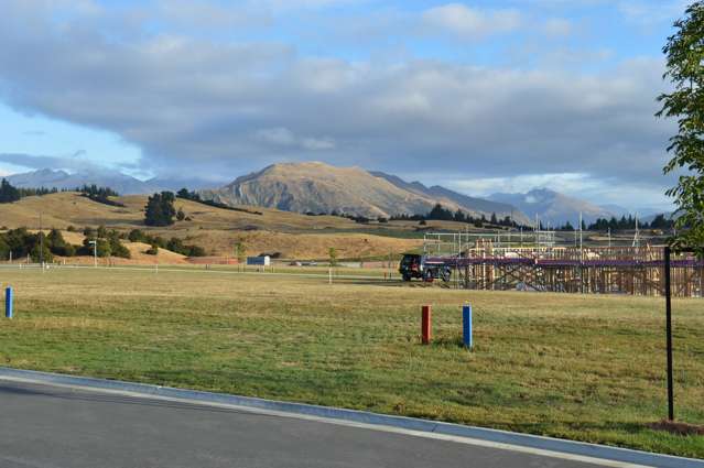 8 Sawdon Street Wanaka_1