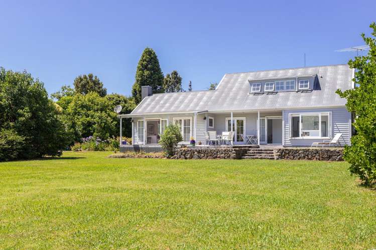 242A and 242B Omaha Flats Road Matakana_3