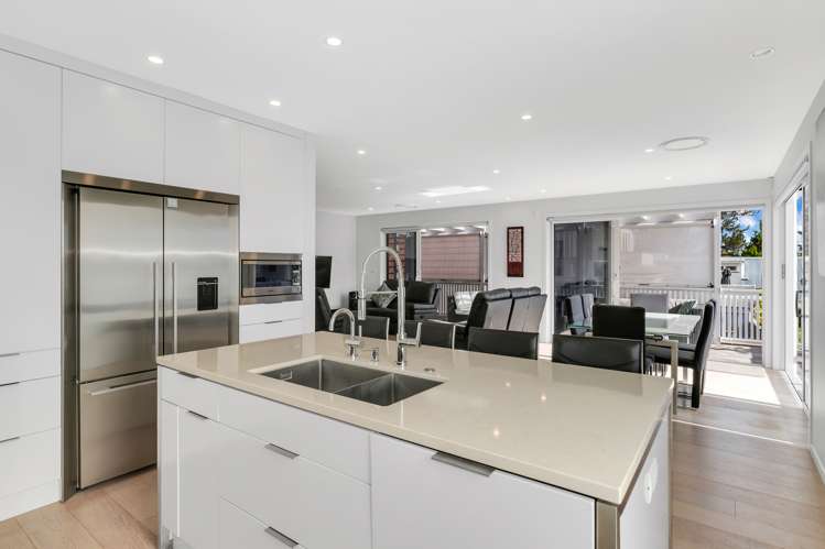 11 Lynch Street Point Chevalier_6