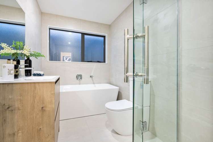 6 Eversleigh Road Belmont_14