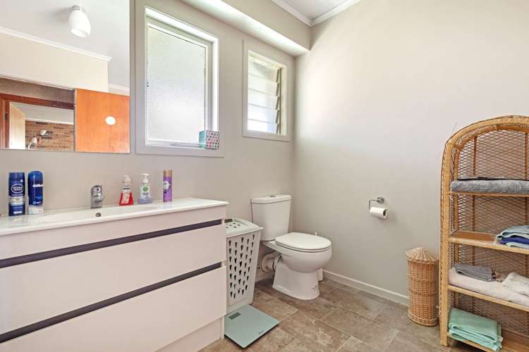 9 Tiki Street New Lynn_19